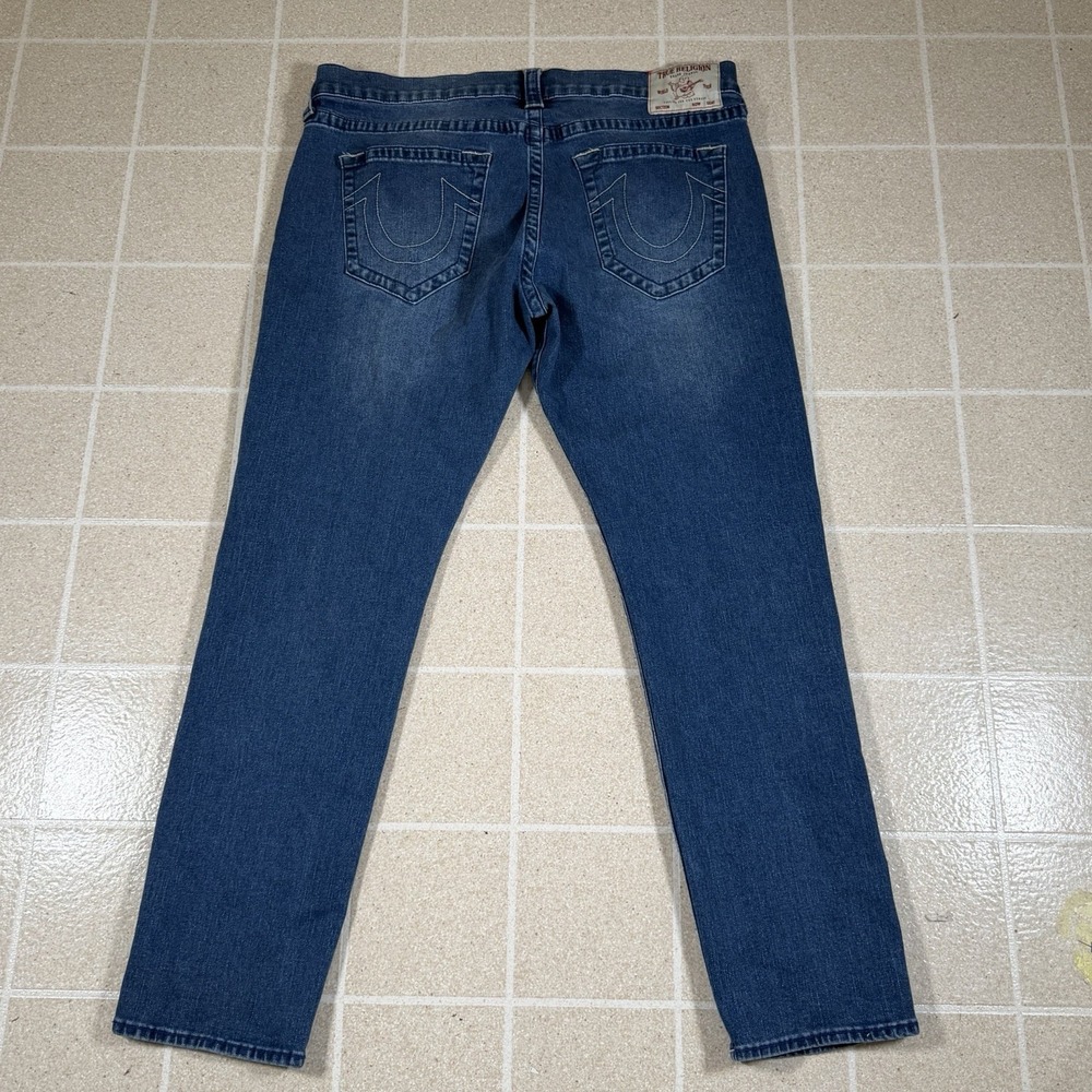 True Religion Jeans Mens 38 Blue Geno Relaxed Slim Medium Wash